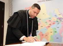 O empossado retorna à Corte Eleitoral para assumir vaga em substituição à jurista Gisele Falcone...