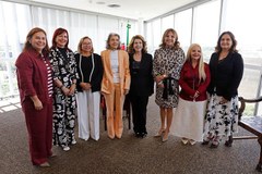 Presidente do TRE-AM participou de reunião com a presidente do TSE