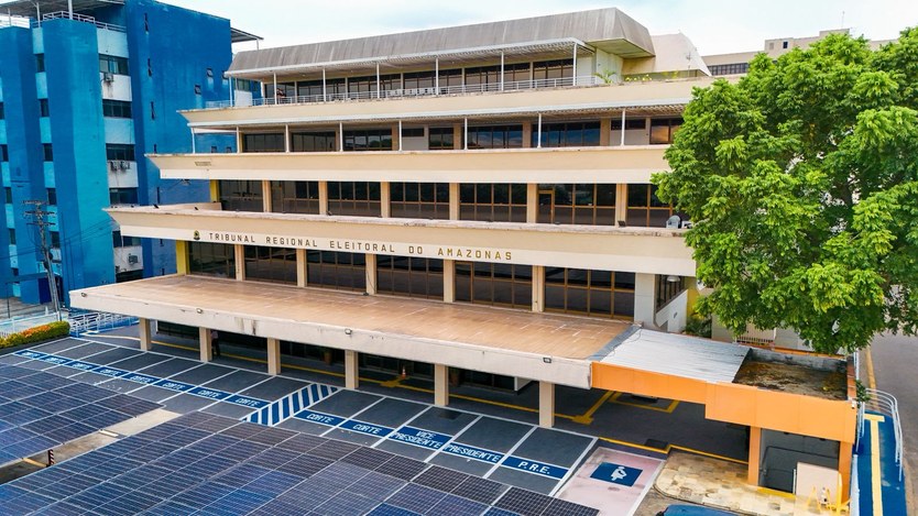 TRE-AM, em parceria com instituições de ensino superior, incentiva estudantes a atuarem no proce...