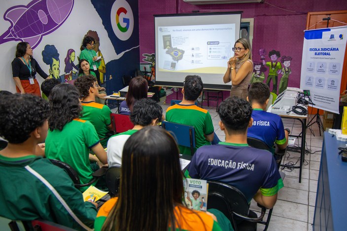 Em dois dias, programação da Semana Nacional do Sistema Eletrônico de Votação alcança mais de 40...