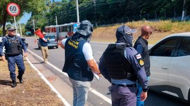 Ação identificou duas ocorrências que foram notificadas, além de terem material coletado para pr...