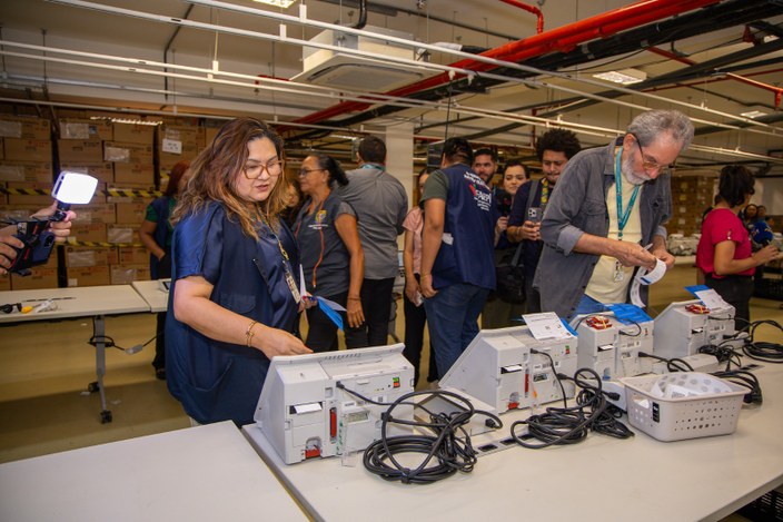 Cerimônias públicas marcam etapa final de preparação das urnas eletrônicas que somente serão lig...