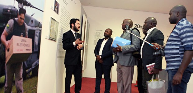 Delegação da Guiné-Bissau em visita ao TSE