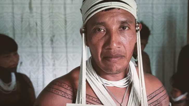 Dia nacional de luta dos povos indígenas Marubo recebendo seu título de eleitor