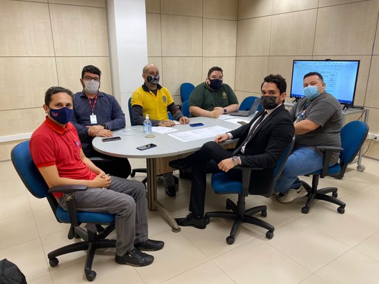 Em reunião com a OAB, TRE-AM define prazos para eleição da entidade Eleição da diretoria e conselho será dia 16 de novembro