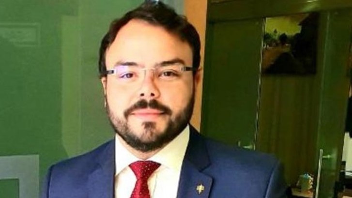 Fabrício Frota Marques toma posse no TRE-AM Nomeação será no plenário do TRE, no cargo de Desembargador Eleitoral substituto da Classe dos A...