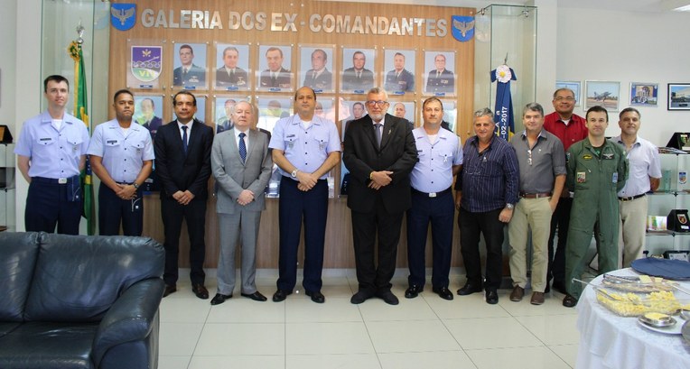 foto-ala8-brigadeirodoar foto-ala8-brigadeirodoar