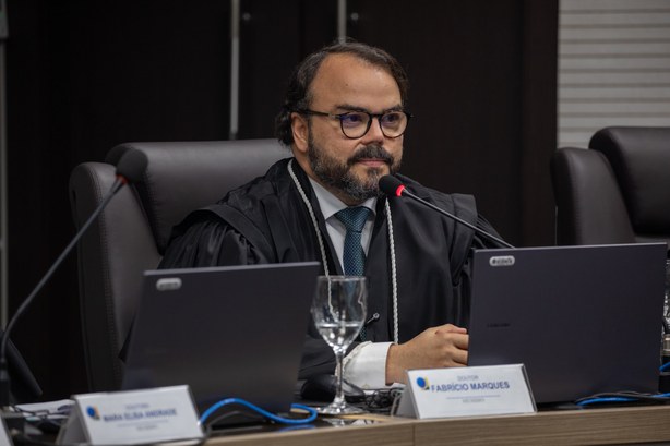 Juiz Fabrício Frota Marques encerra o biênio no Pleno do TRE-AM