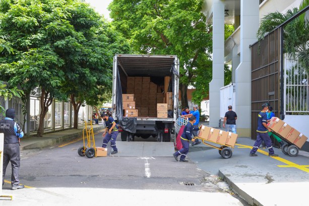 Novas urnas eletrônicas chegam ao TRE-AM O Tribunal Regional Eleitoral do Amazonas recebeu nesta segunda-feira (21/02) mais uma remessa d...