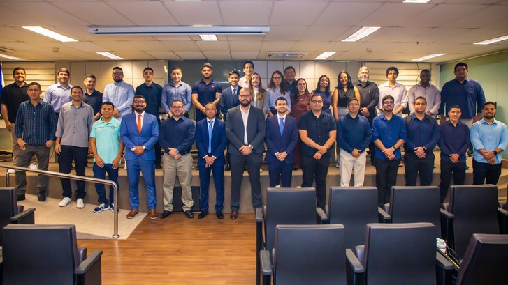 Novos servidores tomam posse no TRE-AM após aprovação no Concurso Unificado da Justiça Eleitoral Novos servidores tomam posse no TRE-AM após aprovação no Concurso Unificado da Justiça Eleitoral