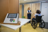 Formulário deve ser preenchido por quem não dispõe de meios próprios para comparecer ao local de...