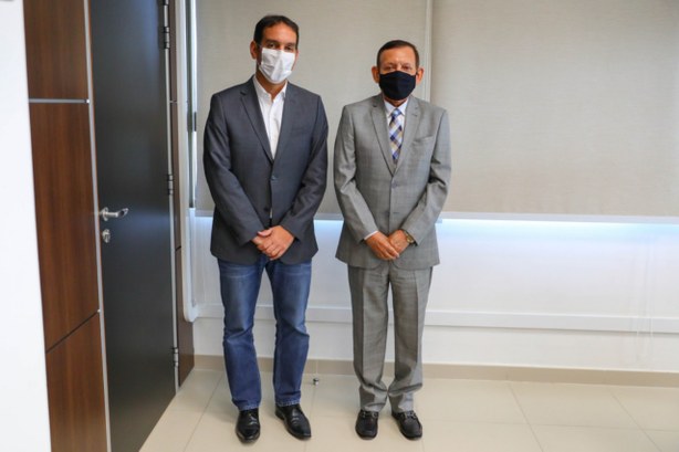 Reunião Desembargador Wellington e Dissica Calderaro Reunião Desembargador Wellington e Dissica Calderaro