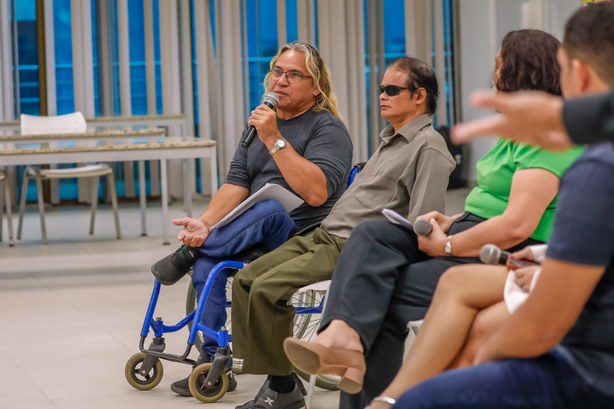 Semana do Combate ao Assédio e à Discriminação: TRE-AM discute desafios enfrentados por pessoas com deficiência Semana do Combate ao Assédio e à Discriminação: TRE-AM discute desafios enfrentados por pessoas ...