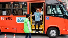 Seu Voto Importa: TRE-AM garante transporte a eleitores com mobilidade reduzida no segundo turno