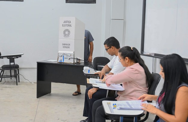 TRE-AM esclarece orientação do TSE sobre horário de votação do pleito no AM