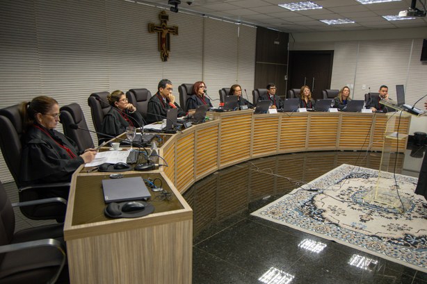 TRE-AM reafirma que doação eleitoral acima do limite legal não gera inelegibilidade automática