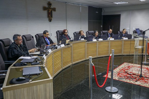 Candidatura fictícia