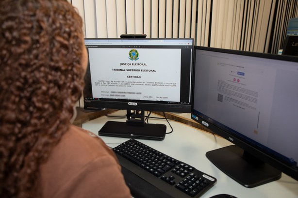 TRE-AM reforça combate a fake news sobre serviços e pesquisas eleitorais TRE-AM reforça combate a fake news sobre serviços e pesquisas eleitorais