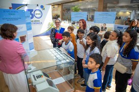 Presidente do TRE-AM visita exposição dos 30 anos da urna eletrônica e participa de atividade co...