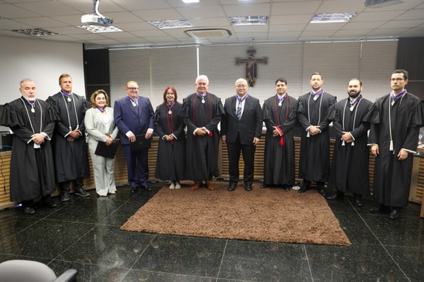 Honraria é concedida a quem prestou relevantes serviços à Justiça Eleitoral