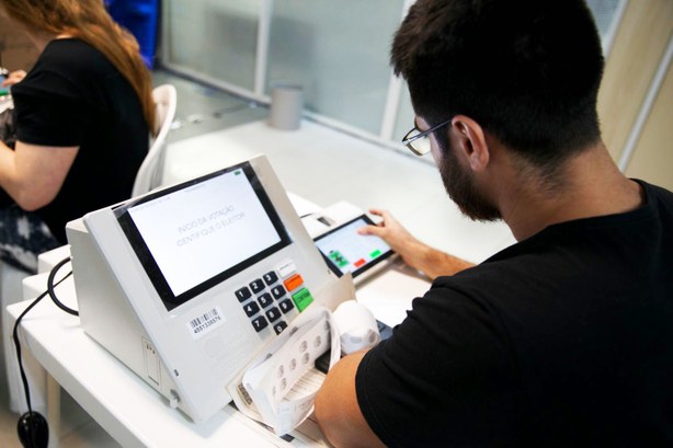TRE-AM reforça participação cidadã com inscrições para mesários voluntários